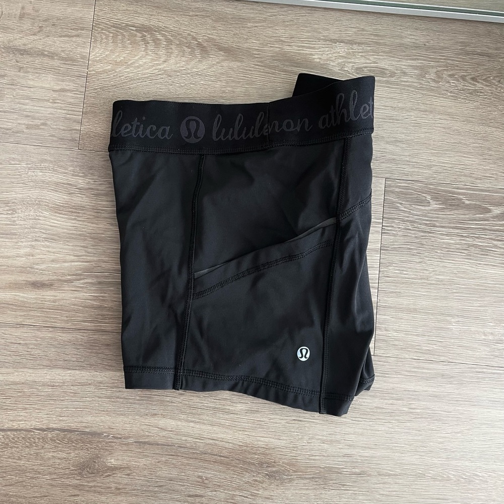 Lululemon spandex compression short